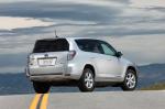 Toyota RAV4 EV 2012 года